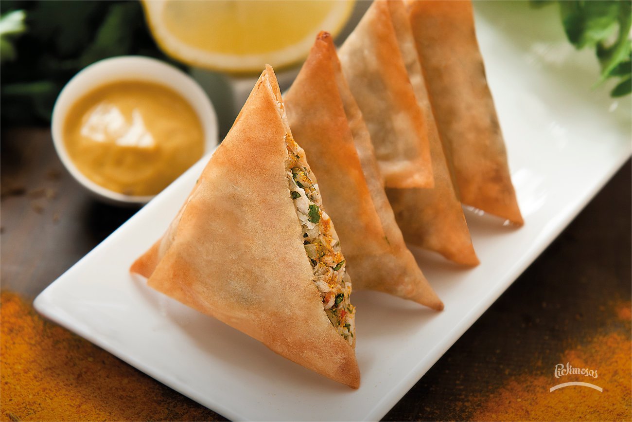 Samosas de pollo